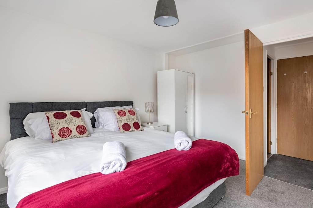 Mile End Two Bedroom Flat Near Colchester Hospital With Free Parking And Internet מראה חיצוני תמונה